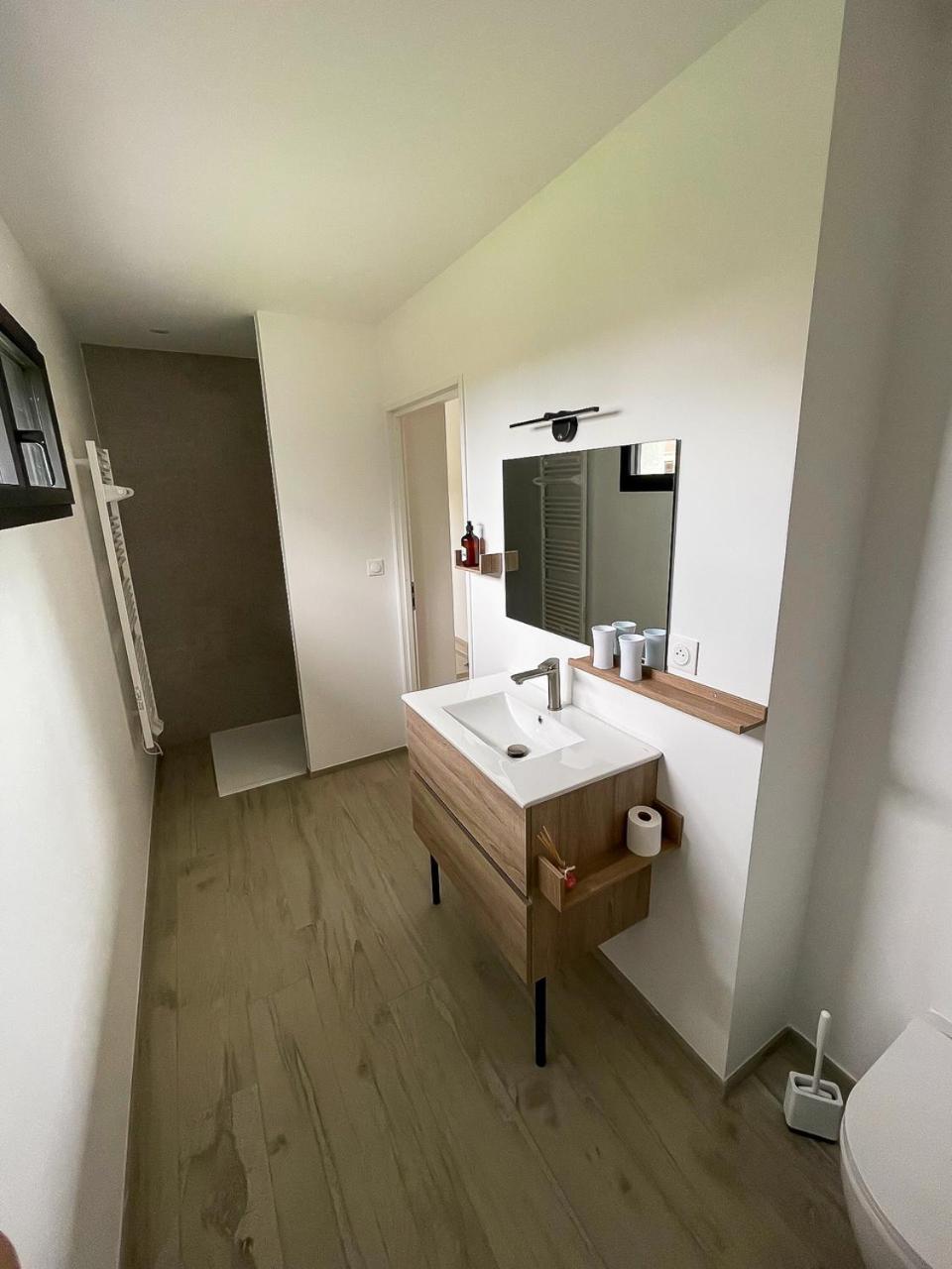 Appartements Guesthouse1 Et Guesthouse2 Sword Beach Colleville-Montgomery Ngoại thất bức ảnh