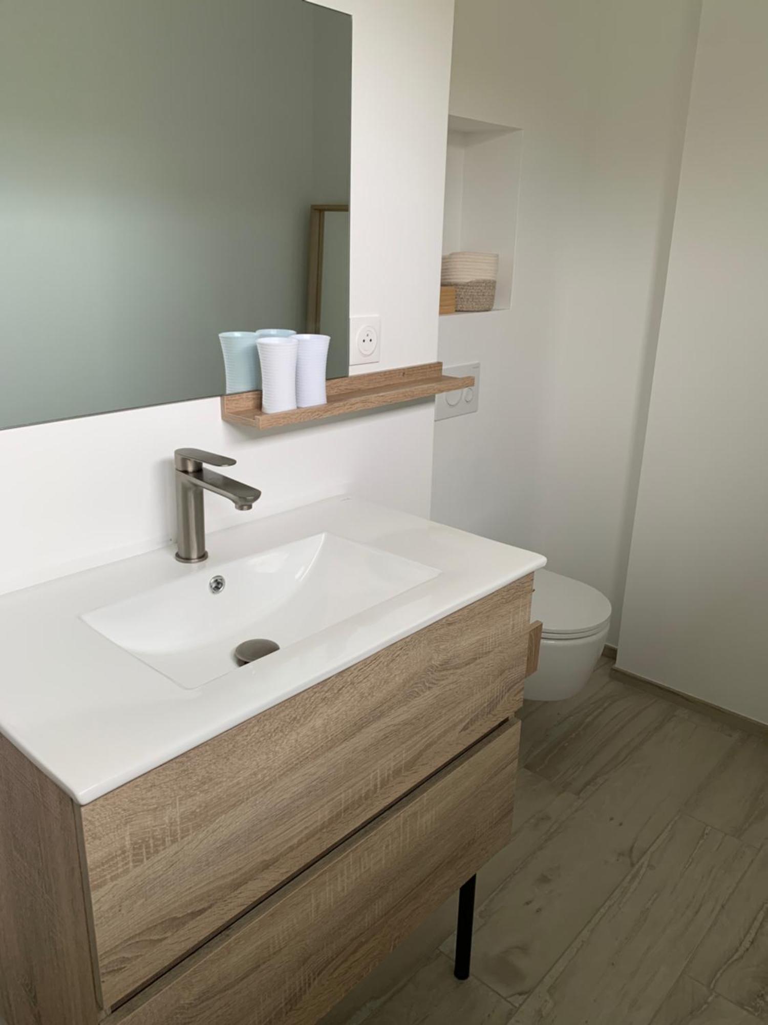 Appartements Guesthouse1 Et Guesthouse2 Sword Beach Colleville-Montgomery Ngoại thất bức ảnh